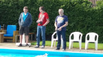 links een van de badmeesters