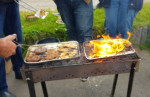Sommige leden eten graag verkoold vlees